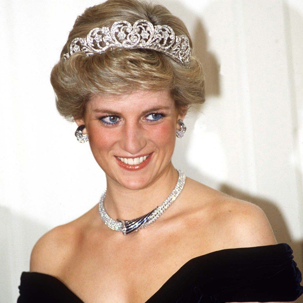 BONN, GERMANY - NOVEMBER 02: Princess Of Wales In Bonn, Germany Wearing Sapphire And Diamond Jewels Which Were A Gift From The Sultan Of Oman (the Tiara Is Her Own Spencer Tiara) With A Dress Designed By Fashion Designer Victor Edelstein (Photo by Tim Graham/Getty Images)