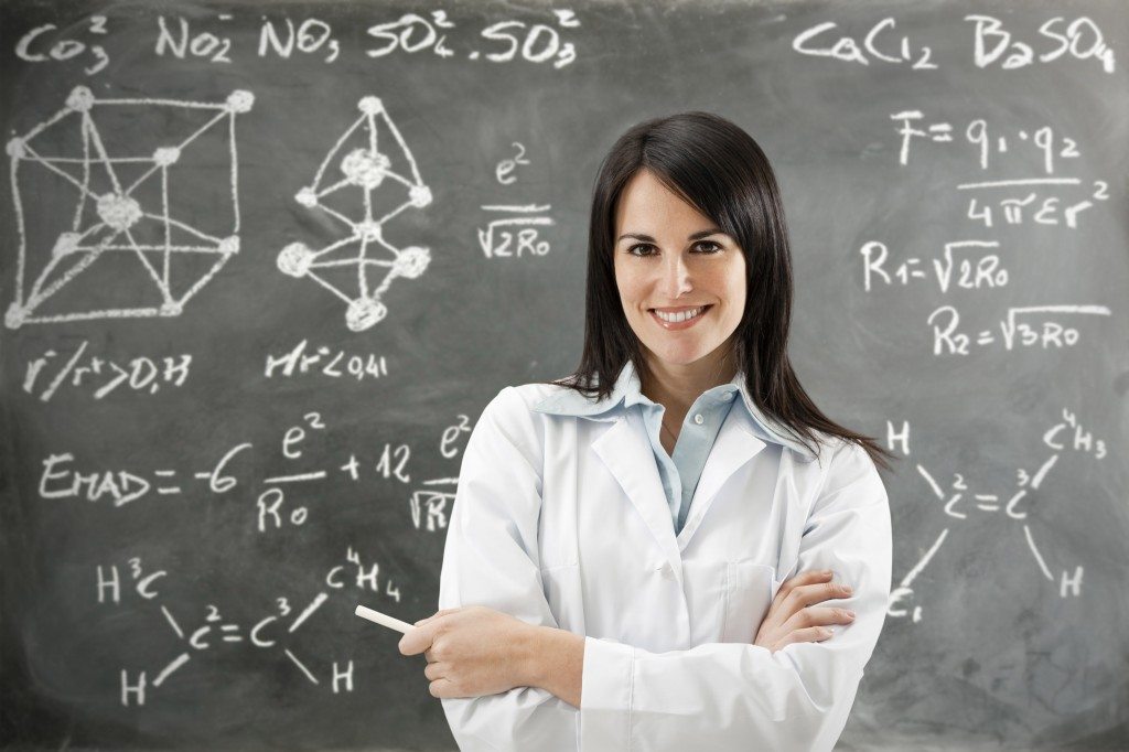 teacher_and_blackboard_pictures_1_highdefinition_picture2