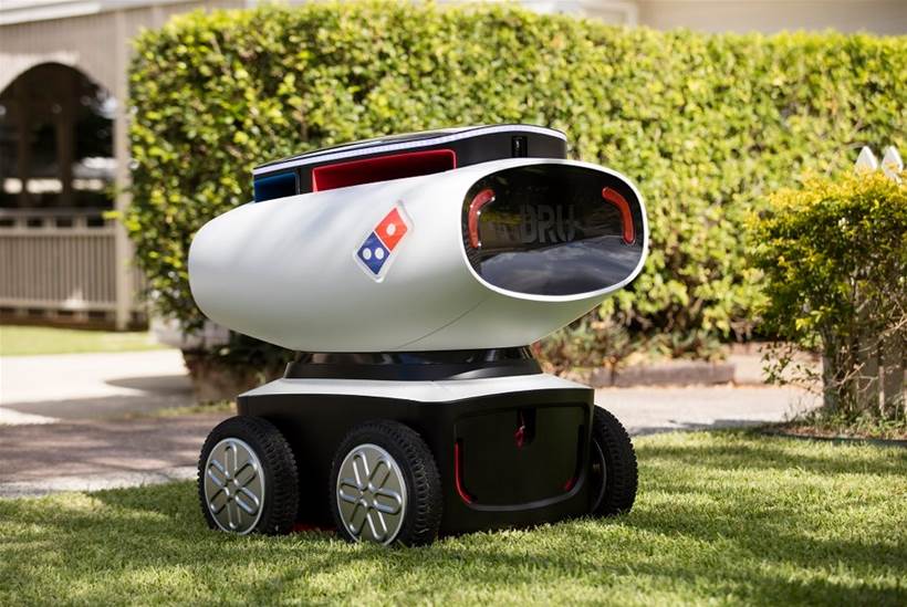 robot care livrează pizza